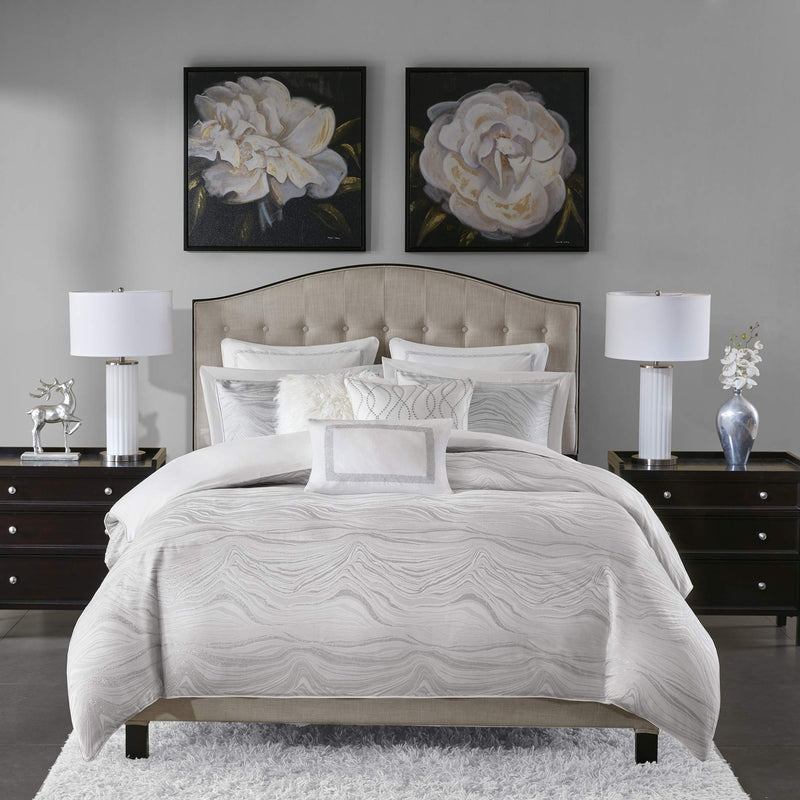 Madison Park Signature Hollywood Glam Cozy Comforter Set - All Season Bedding Combo Filled Insert and Removable Duvet Cover, Shams, Decorative Pillows, Metallic White King(110"x96") 10 Piece - Very Good