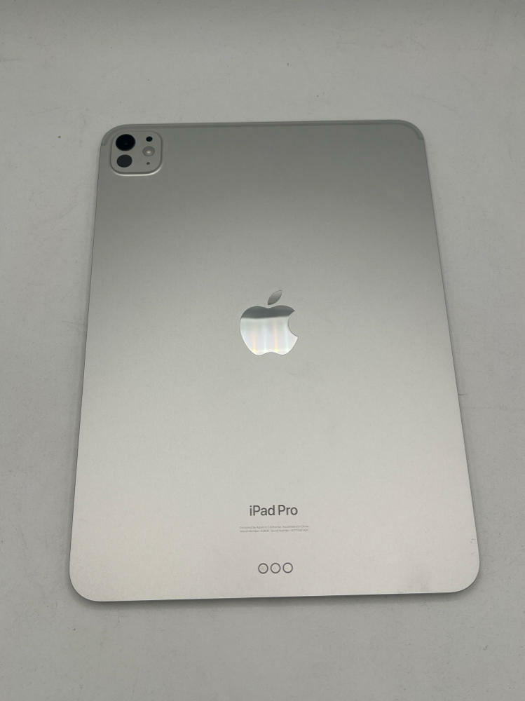 Apple iPad Pro 11-inch, M4 Chip, 256GB, Wi-Fi  - Silver