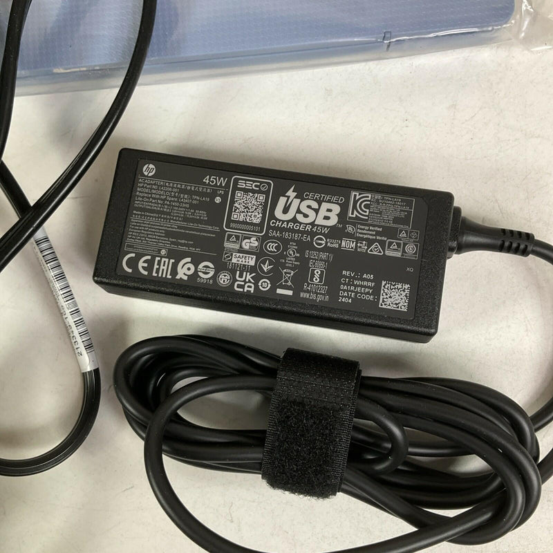 NEW HP 14a-nf0202ds 14" HD LED Chromebook Laptop Intel N100 128GB UFS 4GB - Like New